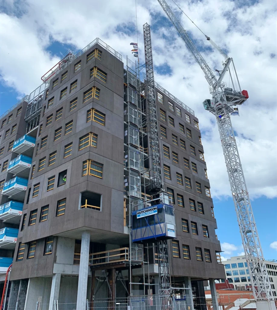 Personnel and materials Hoist